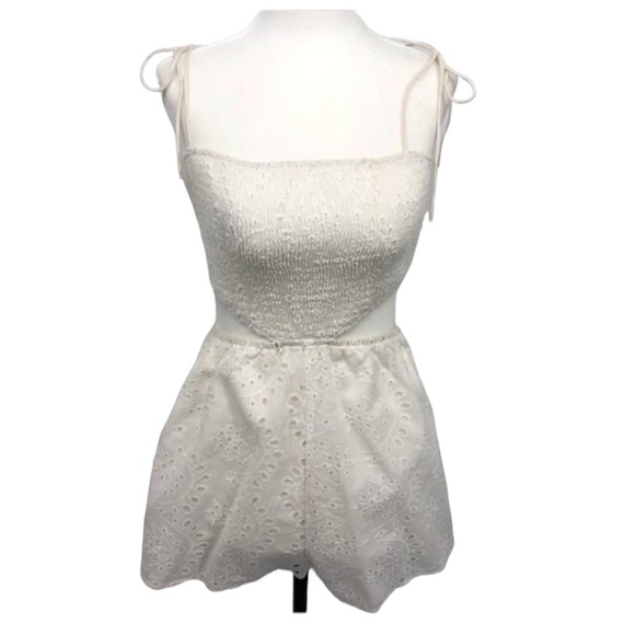 Superdown NWT White Ruth cutout romper eyelet cotton shorts shirred  crop top SP - Picture 3 of 16